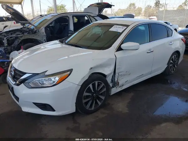 1N4AL3AP9JC258497 2018 NISSAN ALTIMA - Image 2