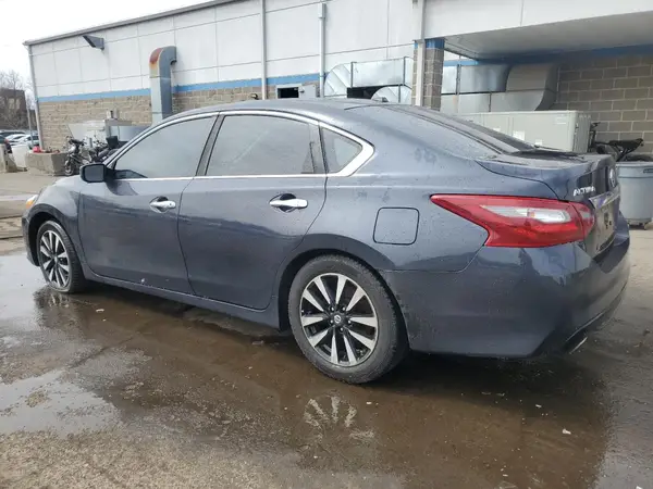 1N4AL3AP9JC259732 2018 NISSAN ALTIMA - Image 2