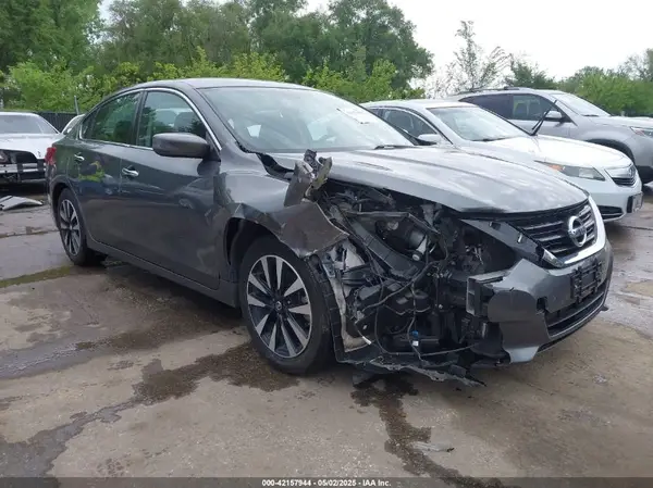 1N4AL3AP9JC261383 2018 NISSAN ALTIMA - Image 1