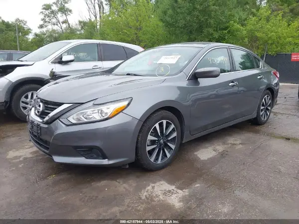 1N4AL3AP9JC261383 2018 NISSAN ALTIMA - Image 2