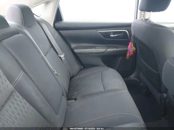 1N4AL3AP9JC262758 2018 NISSAN ALTIMA - Image 8