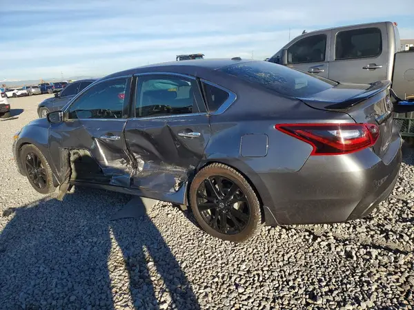 1N4AL3AP9JC263117 2018 NISSAN ALTIMA - Image 2