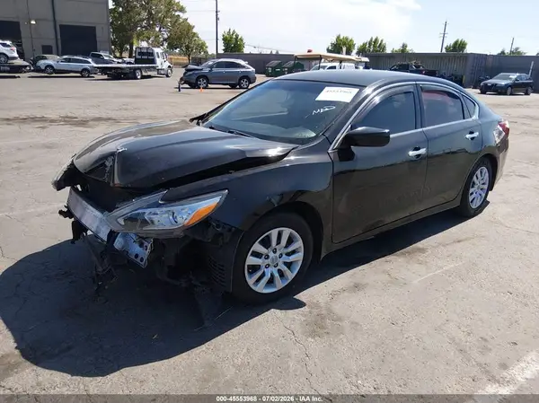 1N4AL3AP9JC265630 2018 NISSAN ALTIMA - Image 2