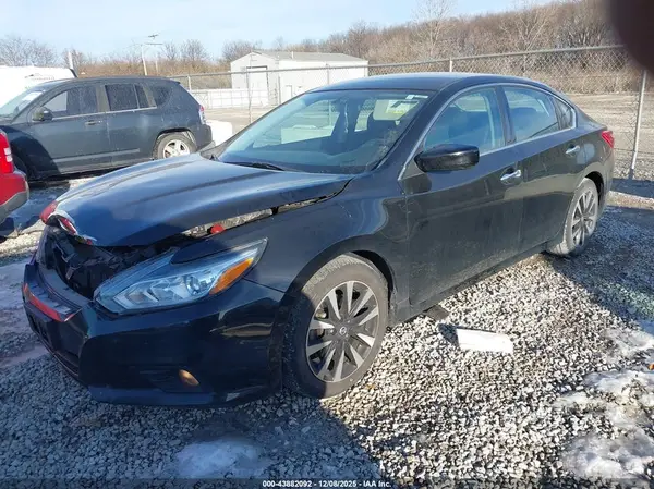 1N4AL3AP9JC265918 2018 NISSAN ALTIMA - Image 2