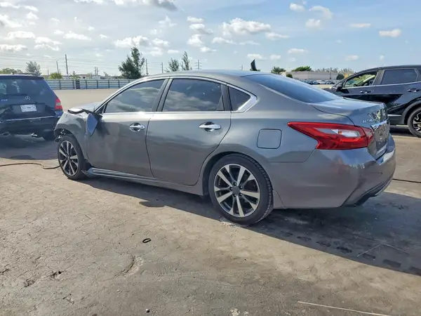 1N4AL3AP9JC266714 2018 NISSAN ALTIMA - Image 2