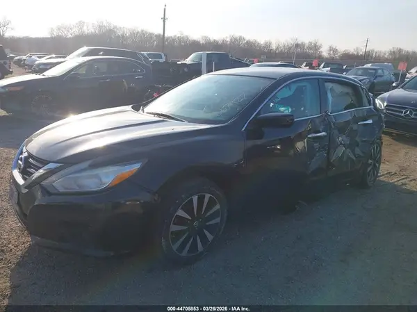 1N4AL3AP9JC267927 2018 NISSAN ALTIMA - Image 2