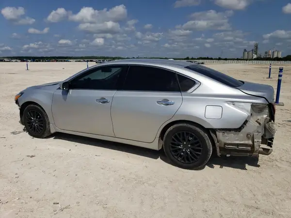 1N4AL3AP9JC267992 2018 NISSAN ALTIMA - Image 2