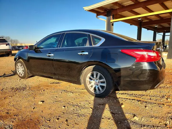 1N4AL3AP9JC268916 2018 NISSAN ALTIMA - Image 2