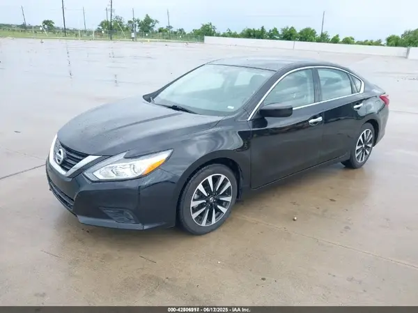 1N4AL3AP9JC269077 2018 NISSAN ALTIMA - Image 2