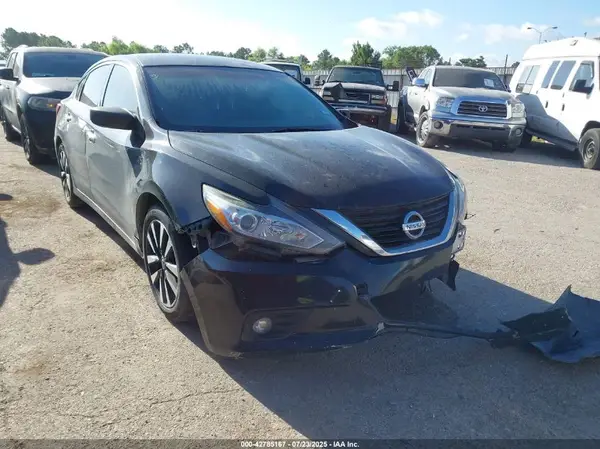 1N4AL3AP9JC269208 2018 NISSAN ALTIMA - Image 1
