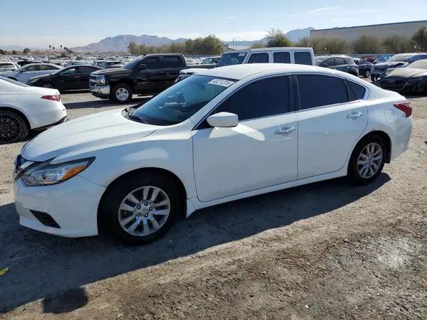 1N4AL3AP9JC269872 2018 NISSAN ALTIMA - Image 1