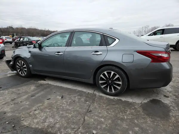 1N4AL3AP9JC270133 2018 NISSAN ALTIMA - Image 2