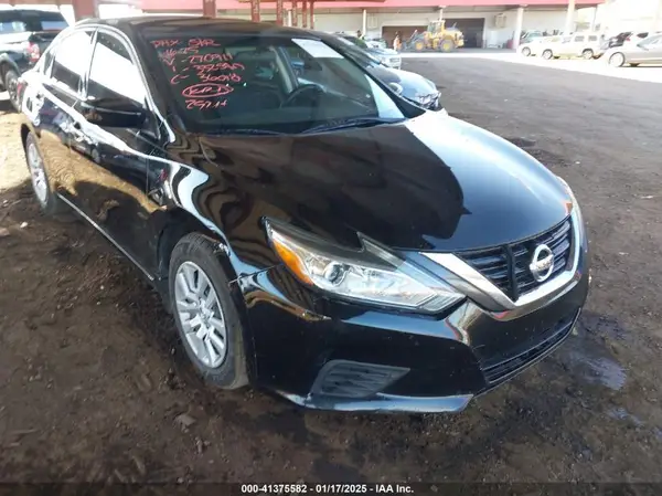 1N4AL3AP9JC270911 2018 NISSAN ALTIMA - Image 1