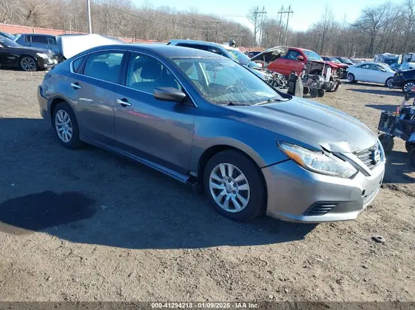 1N4AL3AP9JC271959 2018 NISSAN ALTIMA - Image 1
