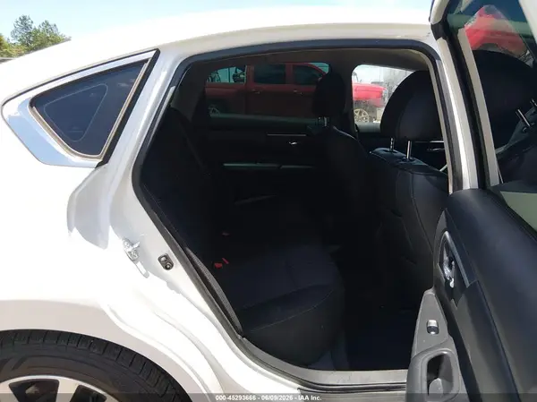 1N4AL3AP9JC274893 2018 NISSAN ALTIMA - Image 8