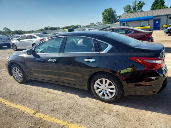 1N4AL3AP9JC275543 2018 NISSAN ALTIMA - Image 2