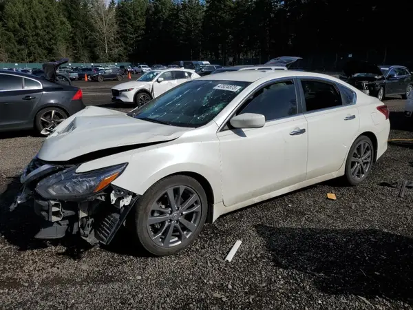 1N4AL3AP9JC278457 2018 NISSAN ALTIMA - Image 1