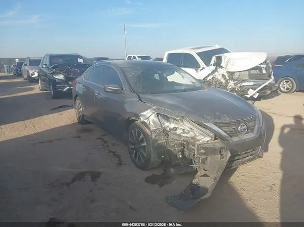 1N4AL3AP9JC278863 2018 NISSAN ALTIMA - Image 1
