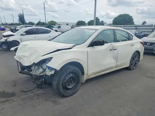 1N4AL3AP9JC279852 2018 NISSAN ALTIMA - Image 1