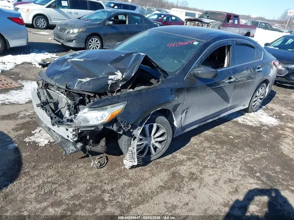 1N4AL3AP9JC282296 2018 NISSAN ALTIMA - Image 2