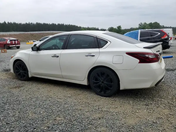1N4AL3AP9JC282931 2018 NISSAN ALTIMA - Image 2
