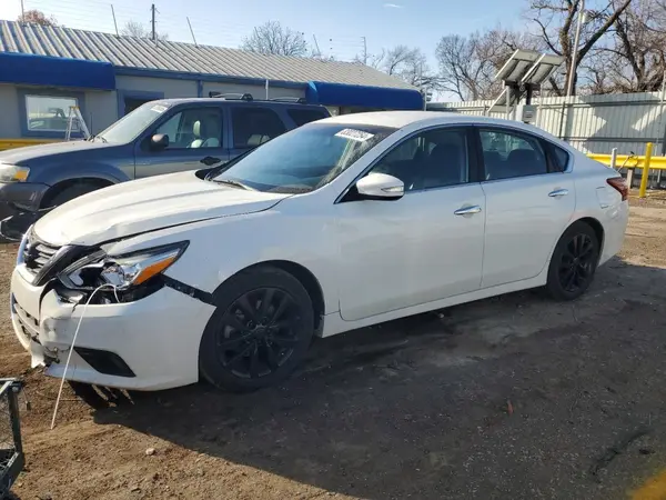 1N4AL3AP9JC283500 2018 NISSAN ALTIMA - Image 1