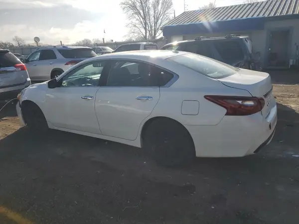 1N4AL3AP9JC283500 2018 NISSAN ALTIMA - Image 2
