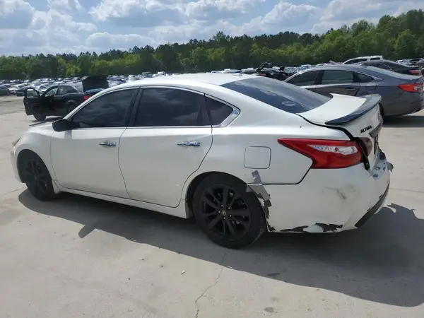 1N4AL3AP9JC283514 2018 NISSAN ALTIMA - Image 2