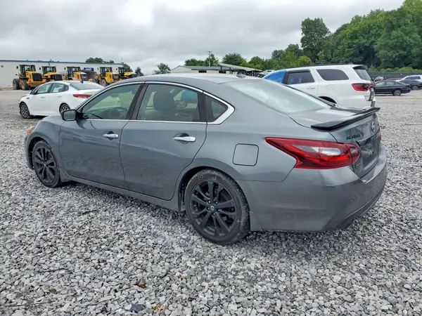 1N4AL3AP9JC285456 2018 NISSAN ALTIMA - Image 2