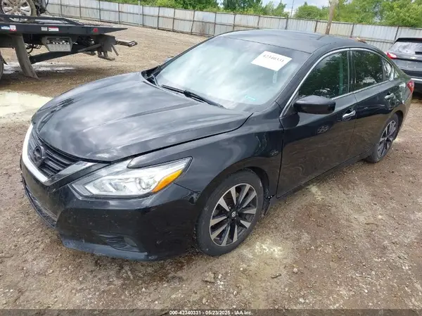 1N4AL3AP9JC286221 2018 NISSAN ALTIMA - Image 2