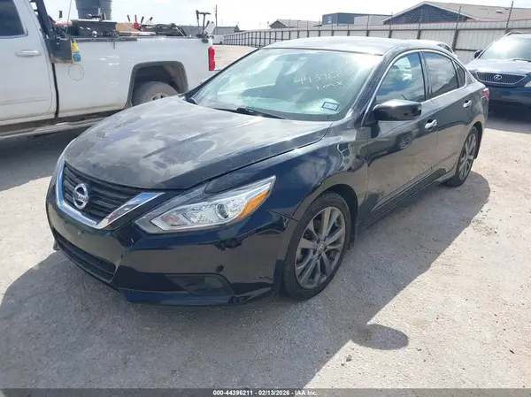 1N4AL3AP9JC286283 2018 NISSAN ALTIMA - Image 2