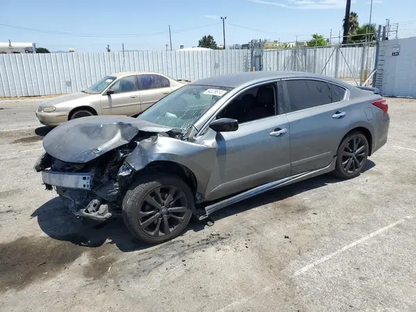 1N4AL3AP9JC287417 2018 NISSAN ALTIMA - Image 1