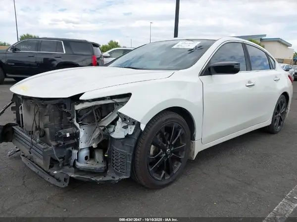1N4AL3AP9JC289183 2018 NISSAN ALTIMA - Image 2