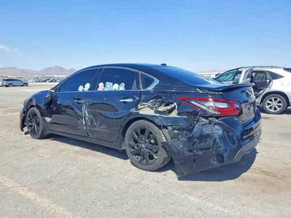 1N4AL3AP9JC471465 2018 NISSAN ALTIMA - Image 2