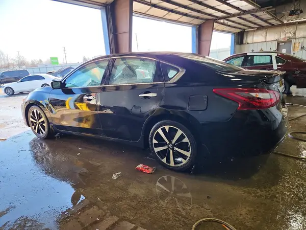 1N4AL3AP9JC471899 2018 NISSAN ALTIMA - Image 2