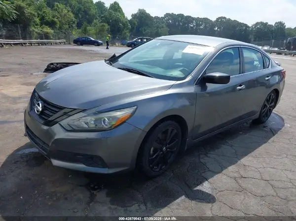 1N4AL3AP9JC473118 2018 NISSAN ALTIMA - Image 2