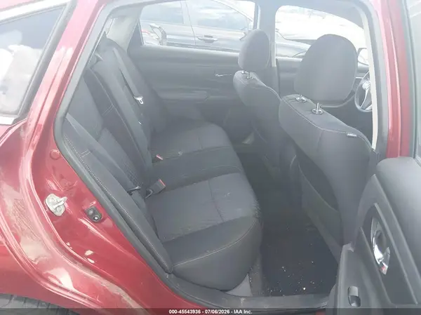 1N4AL3AP9JC473703 2018 NISSAN ALTIMA - Image 8