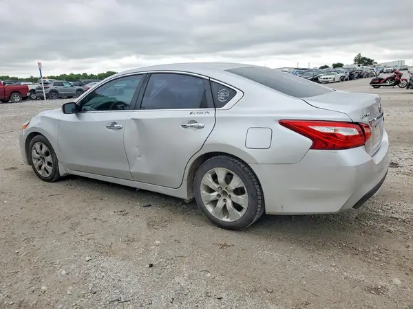1N4AL3AP9JC477492 2018 NISSAN ALTIMA - Image 2