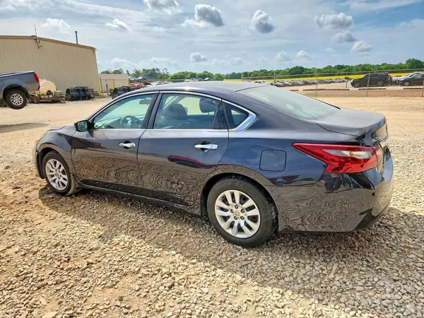 1N4AL3AP9JC477976 2018 NISSAN ALTIMA - Image 2