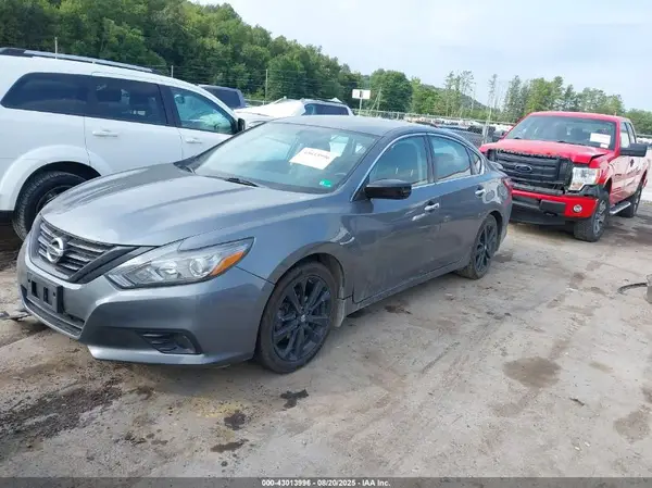 1N4AL3AP9JC478657 2018 NISSAN ALTIMA - Image 2