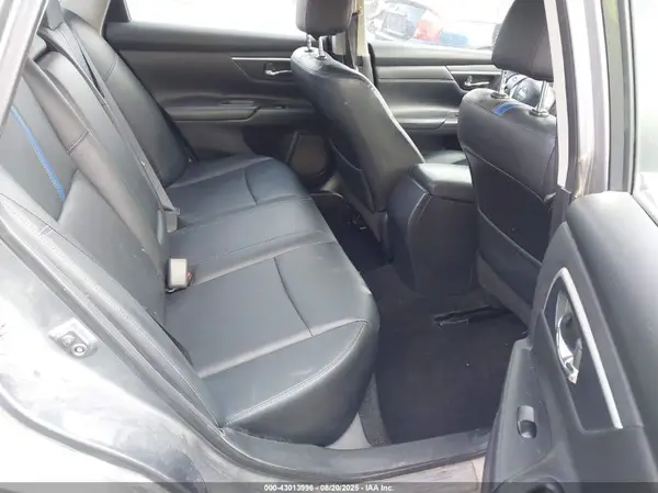 1N4AL3AP9JC478657 2018 NISSAN ALTIMA - Image 8