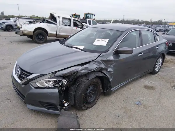 1N4AL3AP9JC479839 2018 NISSAN ALTIMA - Image 2