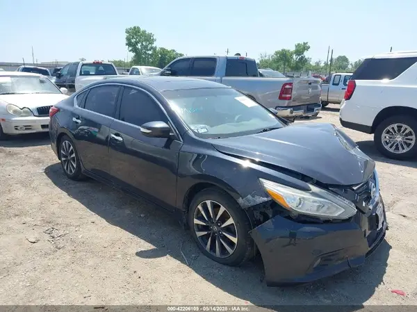 1N4AL3APXGC111596 2016 NISSAN ALTIMA - Image 1