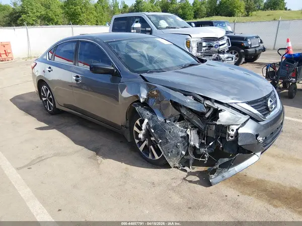 1N4AL3APXGC115647 2016 NISSAN ALTIMA - Image 1
