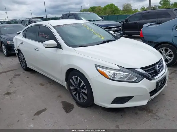 1N4AL3APXGC121870 2016 NISSAN ALTIMA - Image 1