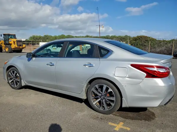 1N4AL3APXGC123893 2016 NISSAN ALTIMA - Image 2
