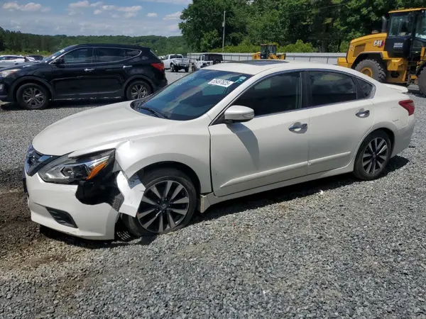 1N4AL3APXGC124946 2016 NISSAN ALTIMA - Image 1