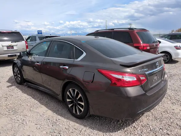 1N4AL3APXGC126096 2016 NISSAN ALTIMA - Image 2