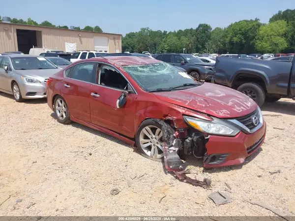 1N4AL3APXGC130259 2016 NISSAN ALTIMA - Image 1