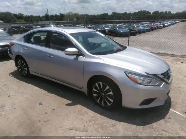 1N4AL3APXGC134974 2016 NISSAN ALTIMA - Image 1